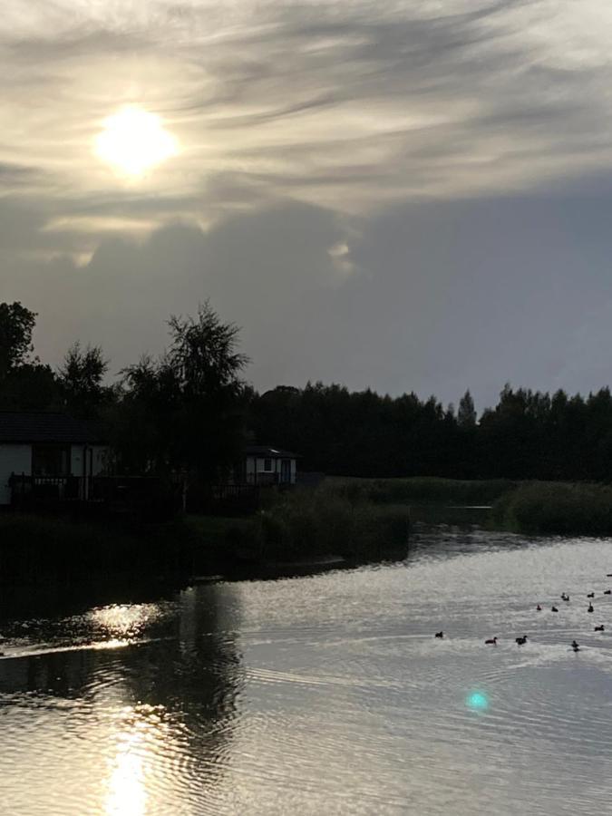 Augusta Lodge ウィスベック エクステリア 写真